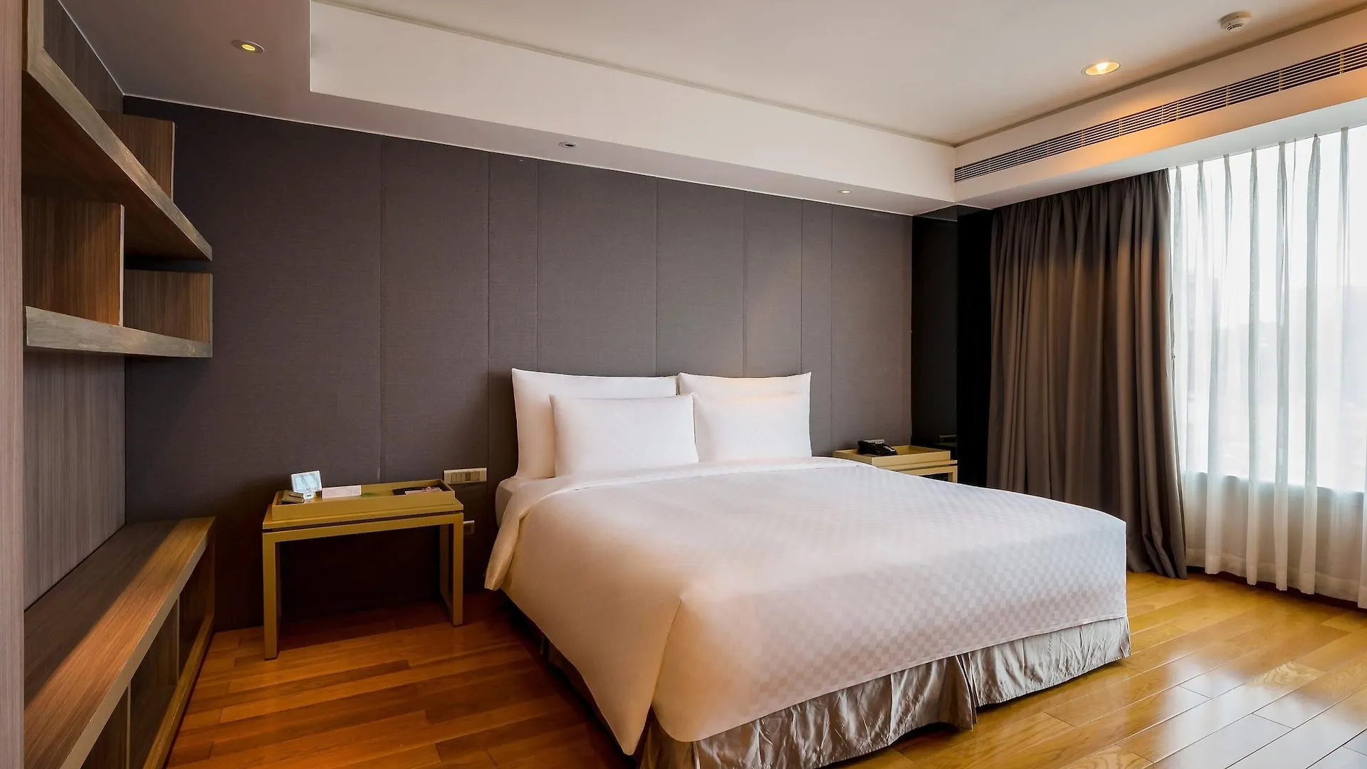 *****  Hotel Nikko Saigon Ho Chi Minh City Vietnam