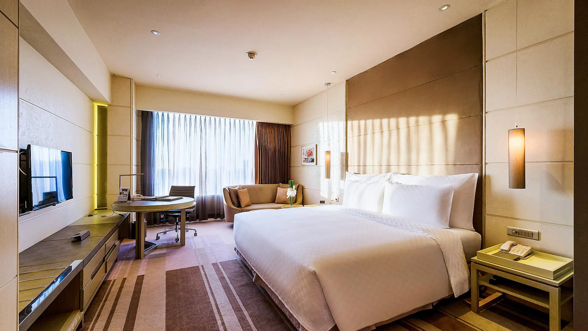 Hotel Nikko Saigon Ho Chi Minh City