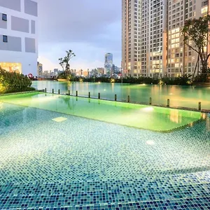 Zo River Gate - Free Pool Apartment